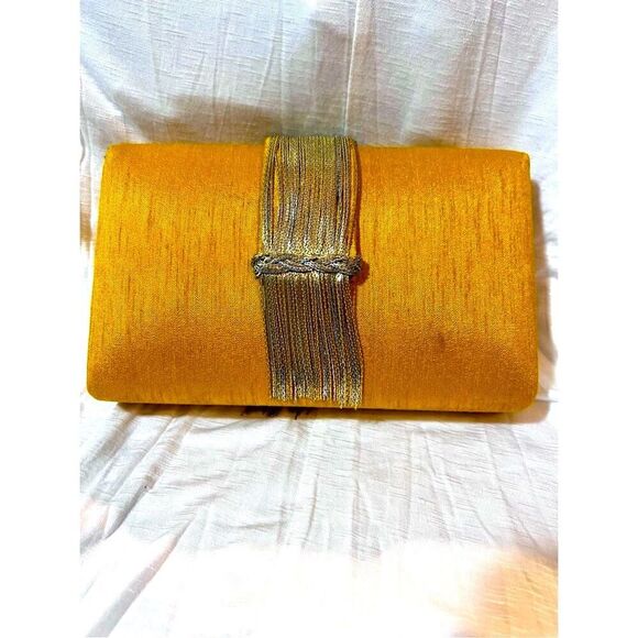 Gold and Silver Crossbody Bag with Chain Strap - Picture 3 of 7